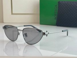 Picture of Bottega Veneta Sunglasses _SKUfw45926041fw